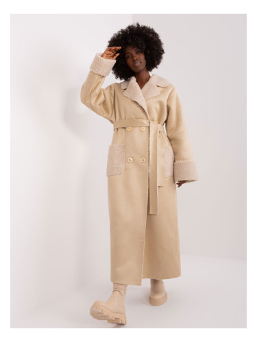 Beige winter sheepskin coat with belt