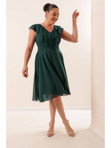 От Saygı яка Flounced шифон плюс размер рокля