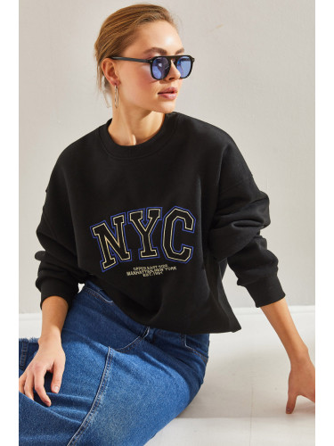 Bianco Lucci Women's NYC Printed Three Thread Raised Sweatshirt