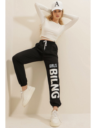 Trend Alaçatı Stili Women's Black Two Yarn Sweatpants with Elastic Waist and Legs, Text and Print
