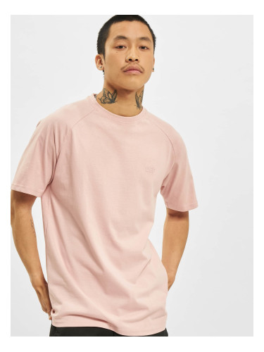 Pink T-shirt Kai