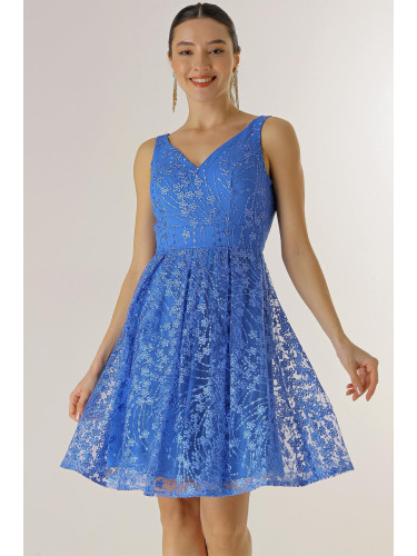 By Saygı V-Neck Lined Lace Dress
