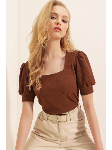 Bigdart 0409 Square Neck Knitted Blouse - Brown