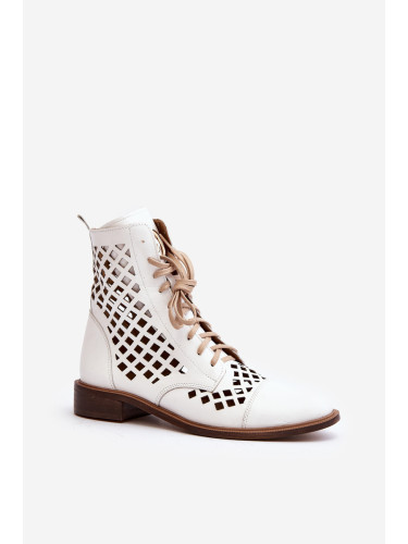 Ажурни кожени боти Zazoo 2695 Бяло