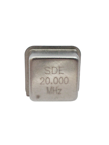 Кварцов генератор 20.000MHz, 50PPM, 5V, THT, OSC8