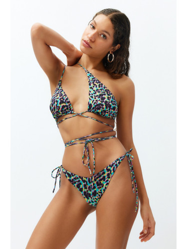 Trendyol Leopard Patterned Triangle Cut Out/Windowed Regular Bikini Set