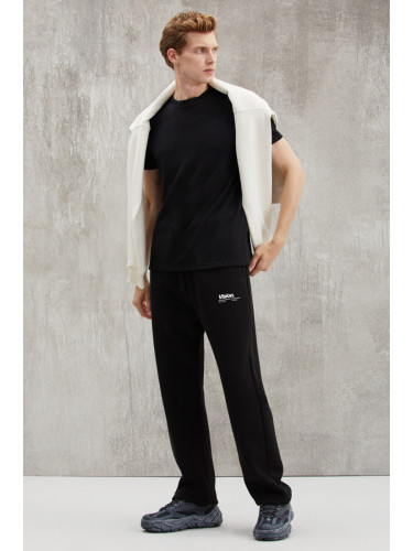 GRIMELANGE Freddy Men's Regular Fit Soft Fabric Printed 3-Pocket Black Sweatpant
