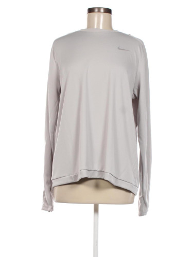 Дамска спортна блуза Nike