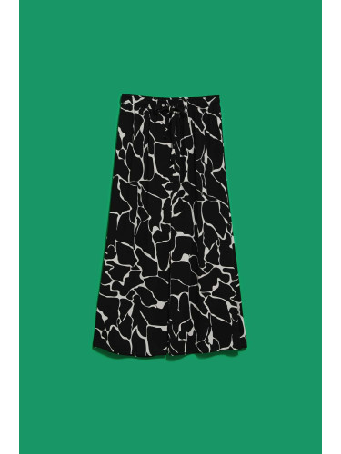 Дамска пола L-SC-4017 черна