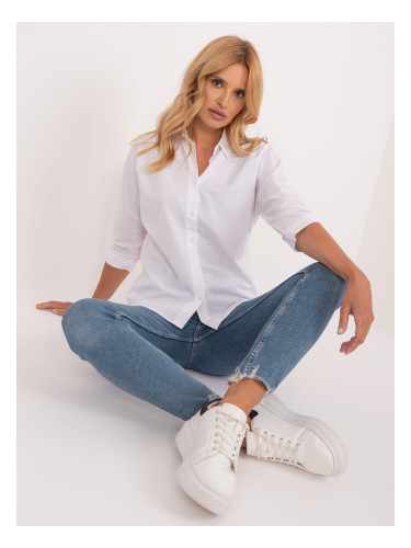 White button-down shirt with 3/4 sleeves