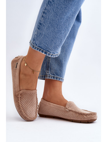 Дамски перфорирани мокасини бежови