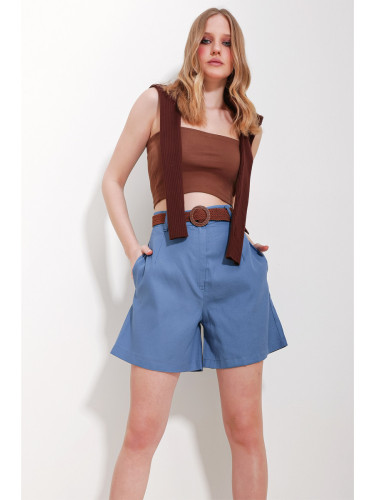 Trend Alaçatı Stili Women's Blue Straw Knit Belt Gabardine Shorts