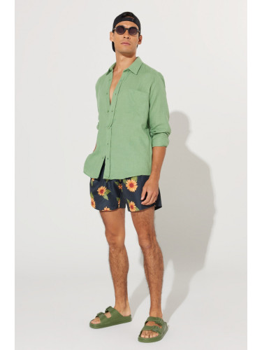 AC&Co / Altınyıldız Classics Men's Khaki Regular Fit, Regular Cut with Pockets Quick Dry Patterned Marine Shorts.