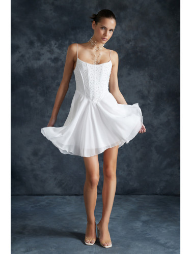 Trendyol Bridal White Body-Fitting Lined Pearled Woven Short Wedding/Wedding Elegant Evening Dress
