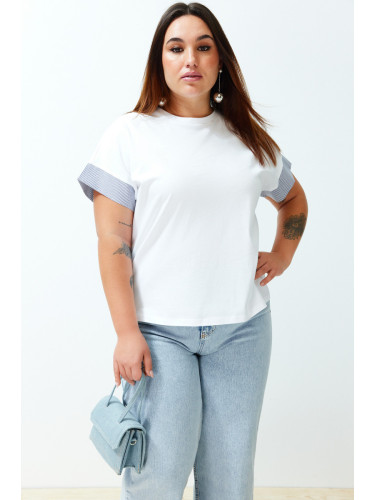 Trendyol Curve White Oversize Striped Poplin Fabric Detail on the Sleeve 100% Cotton Knitted Plus Size T-Shirt