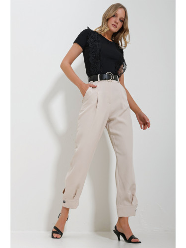 Trend Alaçatı Stili Women's Beige Waist Belted Leg Buttoned Double Pocket Double Fabric Woven Trousers