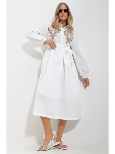 Trend Alaçatı Stili Women's White Judge Collar Front Embroidered Balloon Sleeve Belt Lined Woven Dress