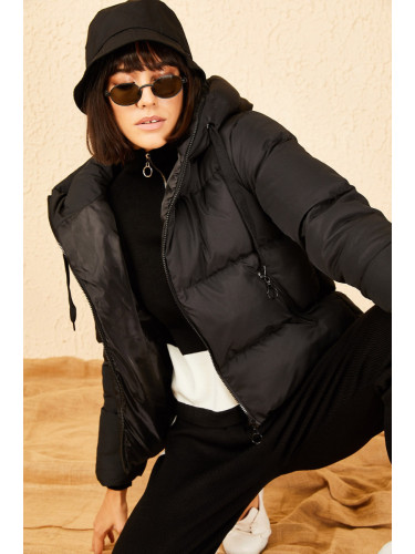 Bianco Lucci Women's Black Hooded Down Jacket