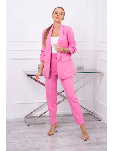 Elegant set of jacket and trousers in pink color