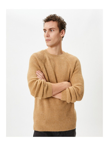 Koton Knitwear Sweater Crew Neck Soft Textured Slim Fit Long Sleeve