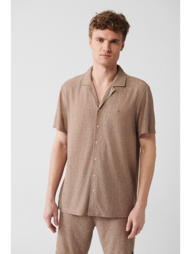 Avva Men's Beige Cuban Collar Knitted Jacquard Easy Iron Short Sleeve Regular Fit Shirt