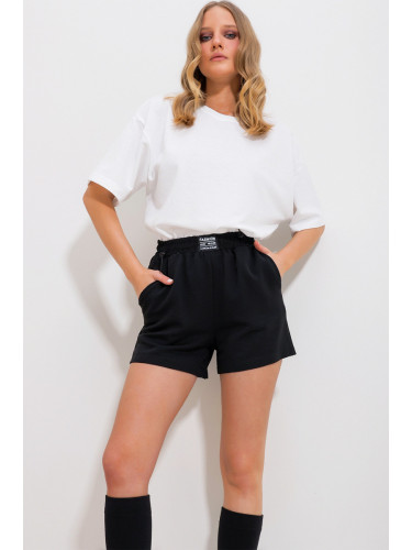 Trend Alaçatı Stili Women's Black Double Pocket Elastic Waist Woven Linen Shorts