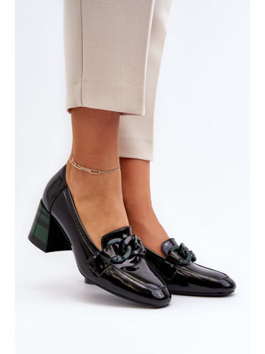 Black Paliotte pumps with chain