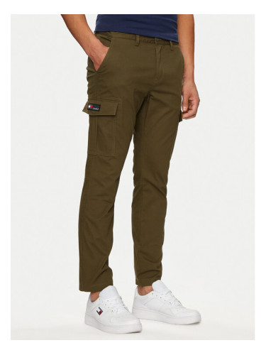 Tommy Jeans Текстилни панталони Austin DM0DM18940 Зелен Slim Fit