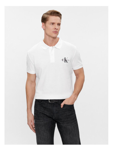 Calvin Klein Jeans Тениска с яка и копчета J30J323395 Бял Regular Fit
