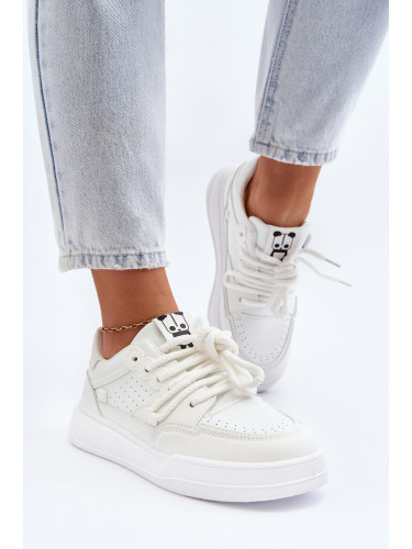 Boto Дамски бели маратонки Avanalis от еко кожа