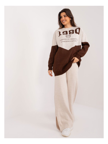 Beige and brown set with an oversize sweater