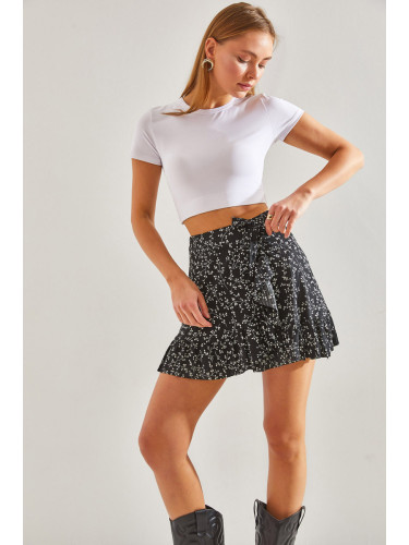 Bianco Lucci Women's Elastic Waist Patterned Mini Skirt