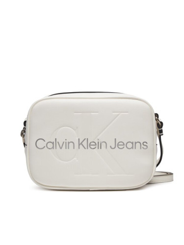 Calvin Klein Jeans Дамска чанта Sculpted Camera Bag18 Mono K60K610275 Бял