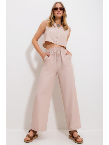 Trend Alaçatı Stili Women's Beige V-Neck Button Detailed Blouse And Elastic Waist Palazzo Trousers Bottom Top Set