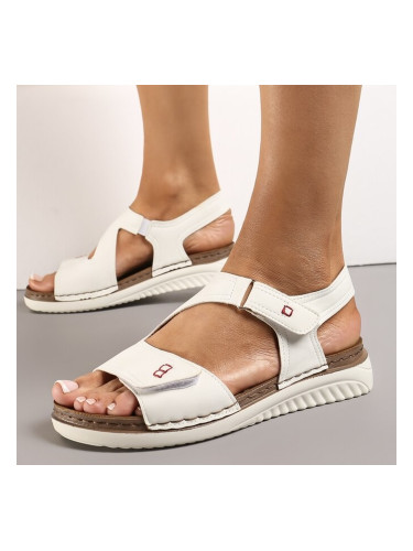 Бели равни дамски сандали с велкро каишка R21 white