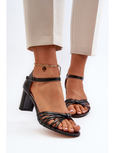 EVENTO Дамски черни сандали с каишки Pyrrette