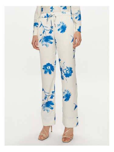 Calvin Klein Текстилни панталони K20K206662 Бял Regular Fit