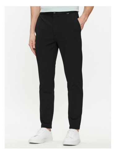 Calvin Klein Текстилни панталони K10K113647 Черен Comfort Fit