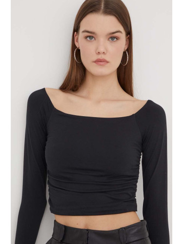 Блуза с дълги ръкави Hollister Co. в черно с голи рамене