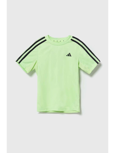 Детска тениска adidas в зелено с апликация