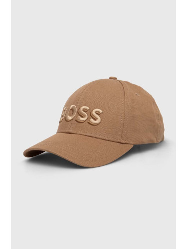 Памучна шапка с козирка BOSS в бежово с апликация 50505571
