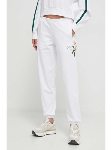 Памучен спортен панталон Guess ZOEY в бяло с апликация V4GB04 KC6V1