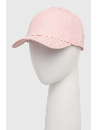 Памучна шапка с козирка Guess в розово с апликация V4RZ02 WFKN0