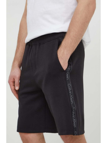 Къс панталон Calvin Klein в черно K10K112964
