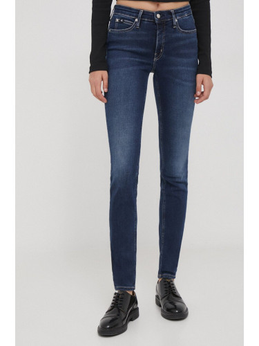 Дънки Calvin Klein Jeans в тъмносиньо J20J222445