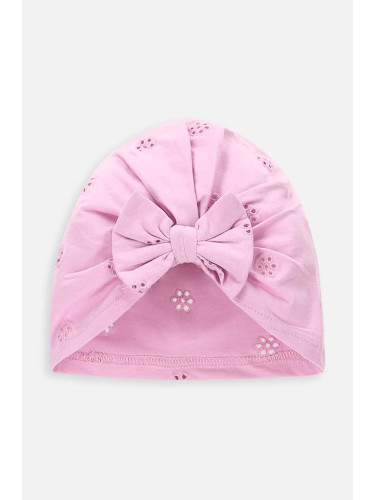 Бебешка шапка Coccodrillo в розово с фина плетка