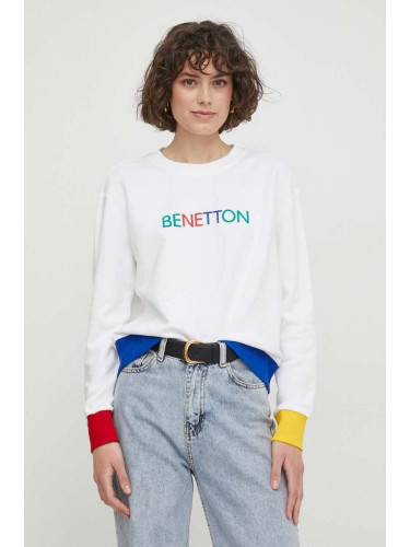 Памучен суичър United Colors of Benetton в бяло с апликация