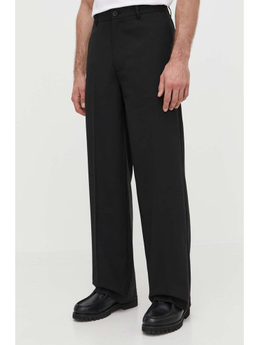 Панталон с вълна Samsoe Samsoe SACHRISTOPH в черно със стандартна кройка M24100104