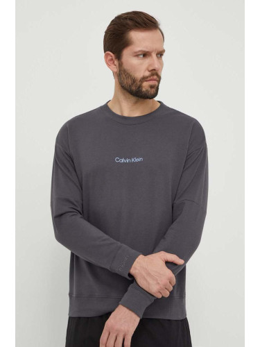 Домашен суичър Calvin Klein Underwear в сиво с принт 000NM2172E