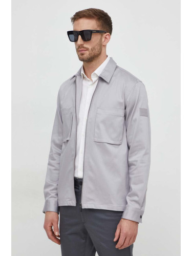 Риза Calvin Klein мъжка в сиво със свободна кройка с класическа яка K10K112356